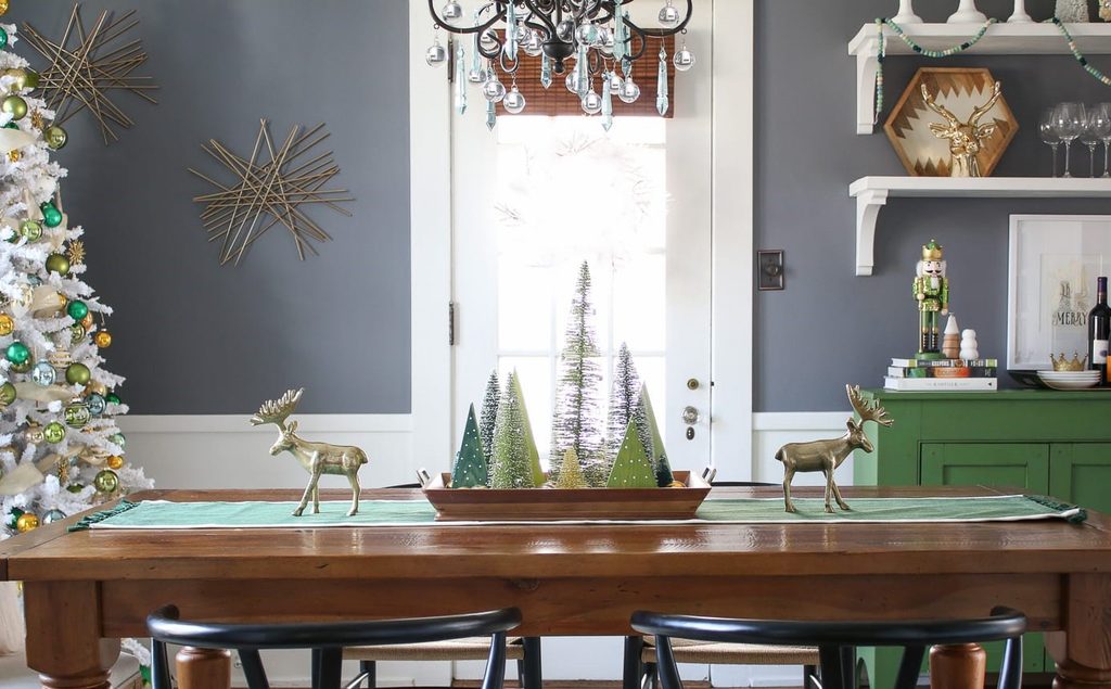 Seasonal or Rotating Art Displays